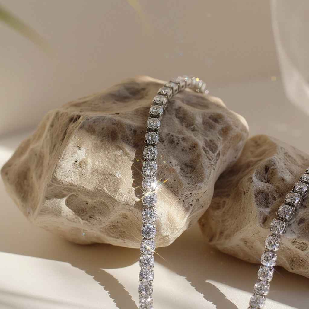 Éclat Moissanite Rhodium Necklace in Sterling Silver – Sparkling Elegance by Trendsi