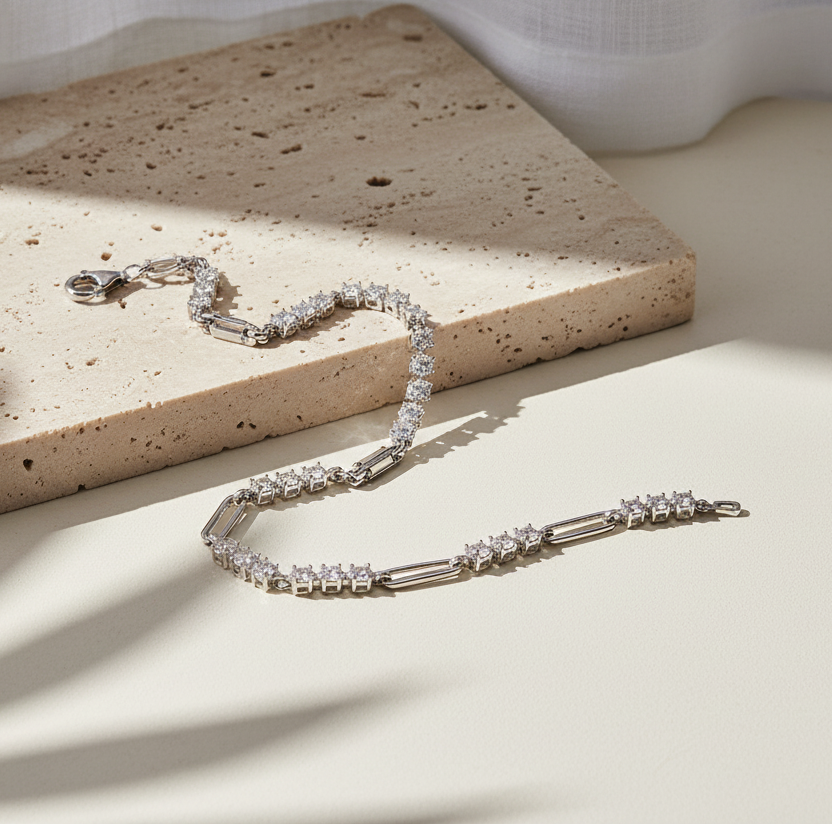 Matin — 1.8 Ct Moissanite Gold & Platinum Bracelet in Sterling Silver by Trendsi